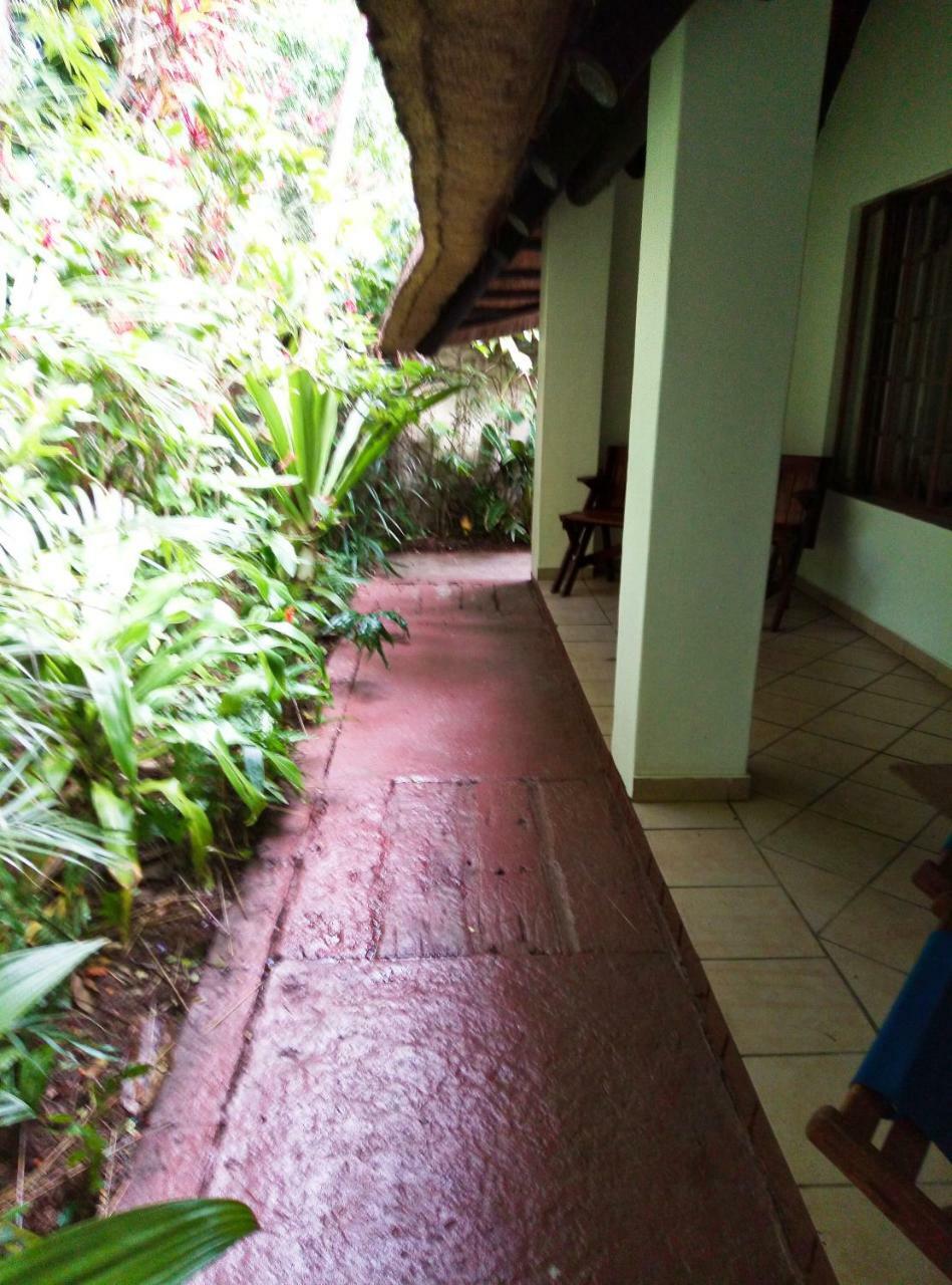 African Ambience Guest House Saint Lucia Estuary Exteriör bild
